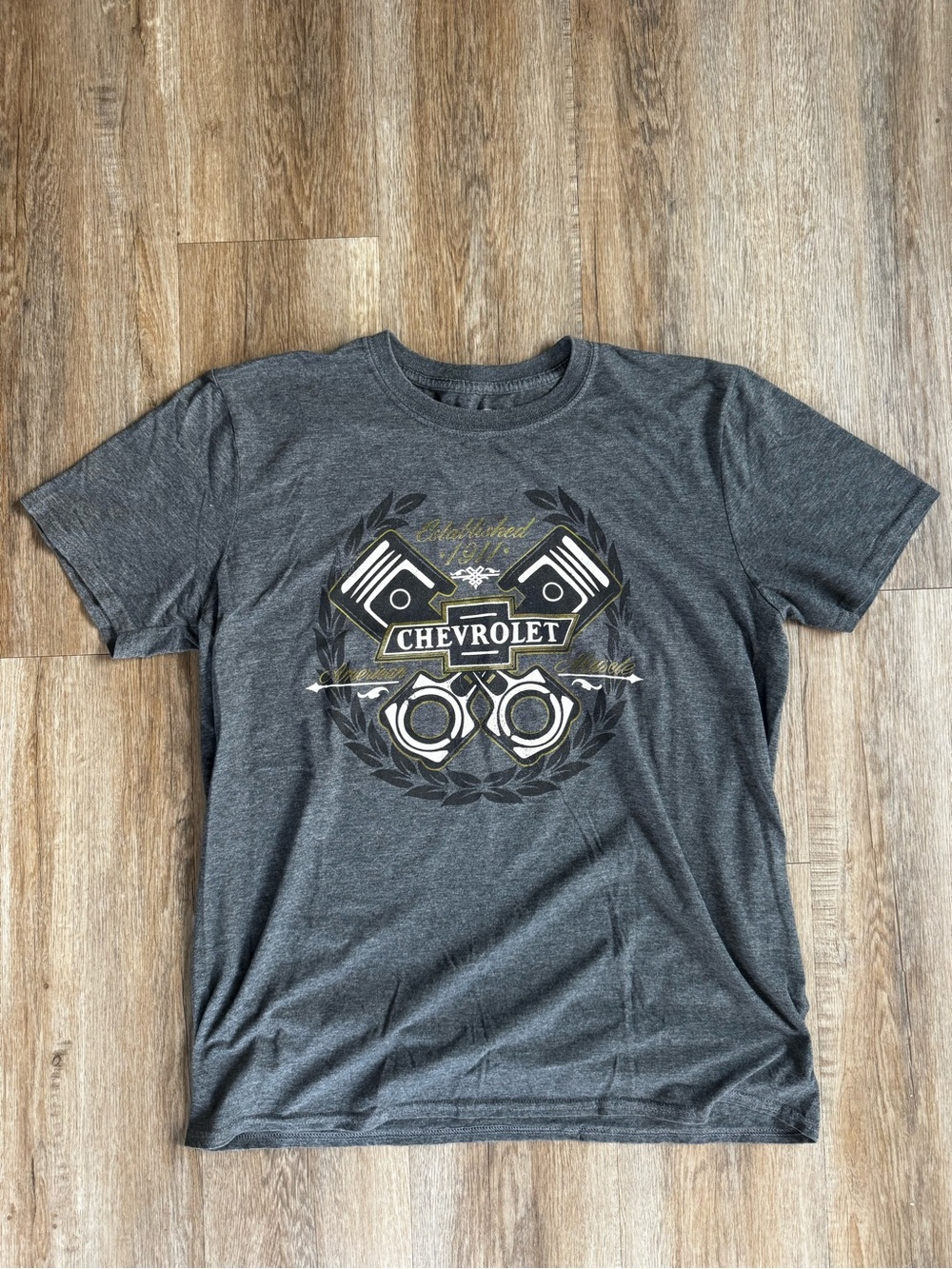 Chevrolet Men's Short Sleeve Graphic Tee in Charcoal Gray